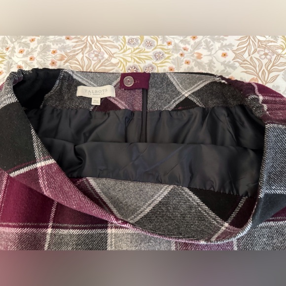 Talbot’s Pencil Skirt Burgundy & Black Sz 16W - Picture 3 of 4
